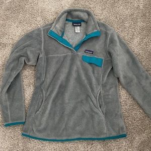Patagonia women’s fleece size large - BARELY WORN